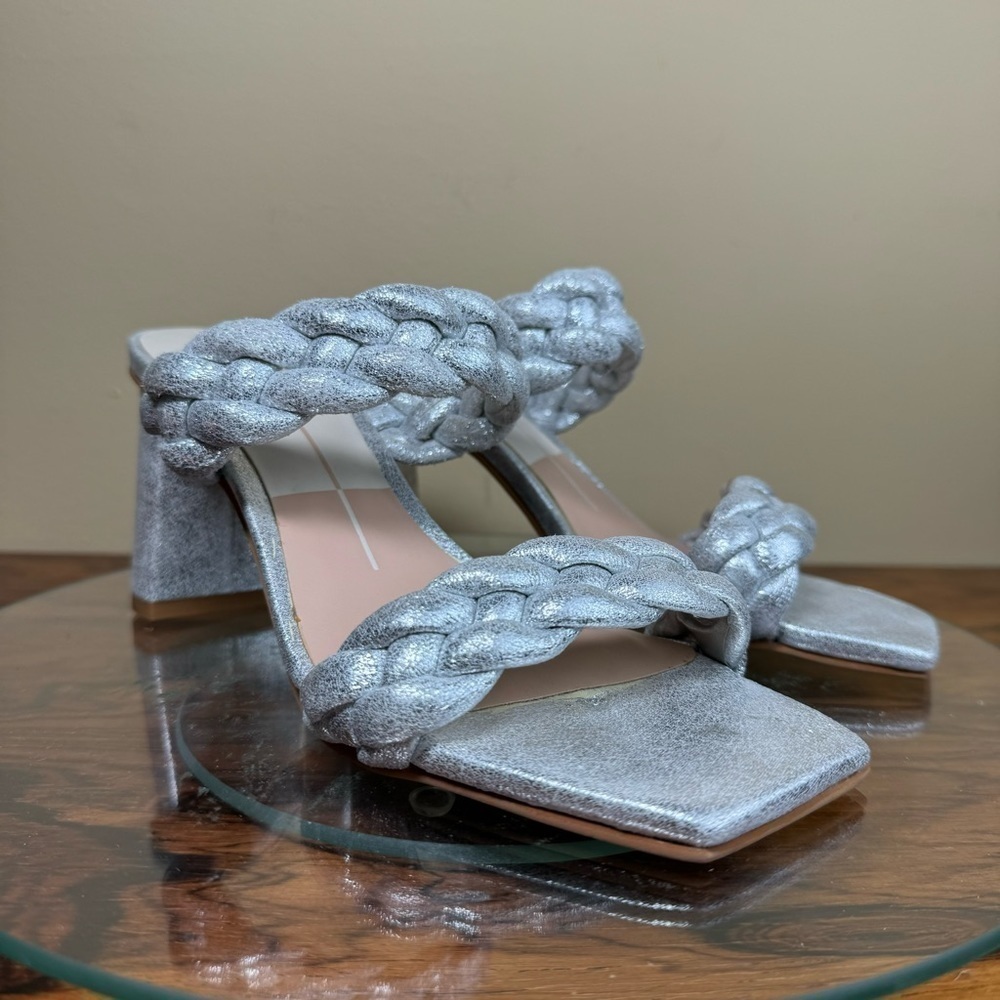 Dolce Vita Paily Heels - silver Metallic Suede - size 6 - Picture 7 of 16